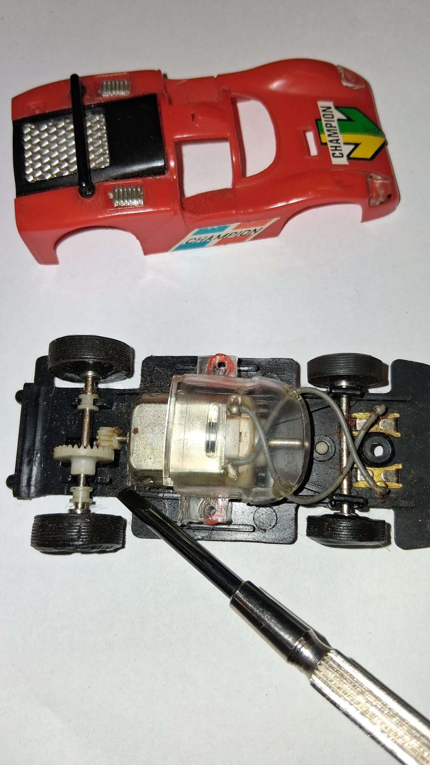 073b6907-ace0-4eb3-89d3-e0a22b4b443b-scaled-1.jpg Vintage HO Slot Car Lot 70s Chaparral Hong Kong 90s C2 Countach Testarossa Teste
