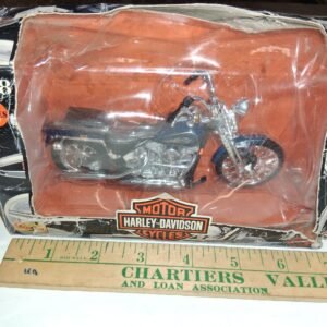 Maisto 1:18 Harley-Davidson FXSTS Springer Softail Blue Motorcycle Damaged Box