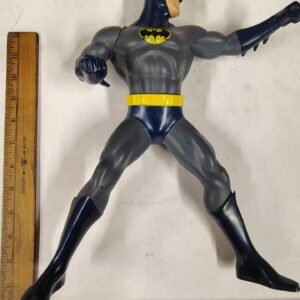 Vtg 1988 DC Comics Batman 15 Inch And Robin 12 Inch Action Figure Lot With Cape