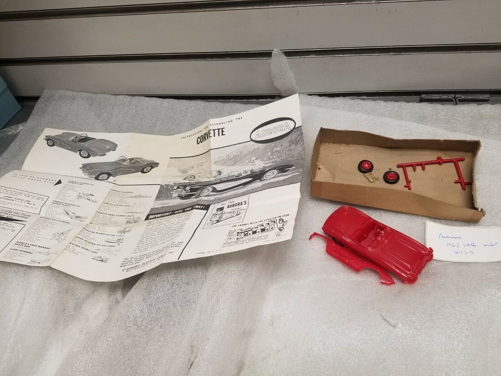 1962 Corvette Aurora Model Car Toy Vintage 1960's Parts Collectible Classic Auto