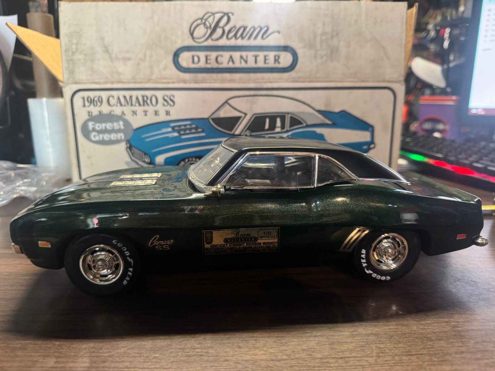 Jim Beam 1969 Chevrolet Camaro SS Porcelain Car Decanter in rare Forest Greeen