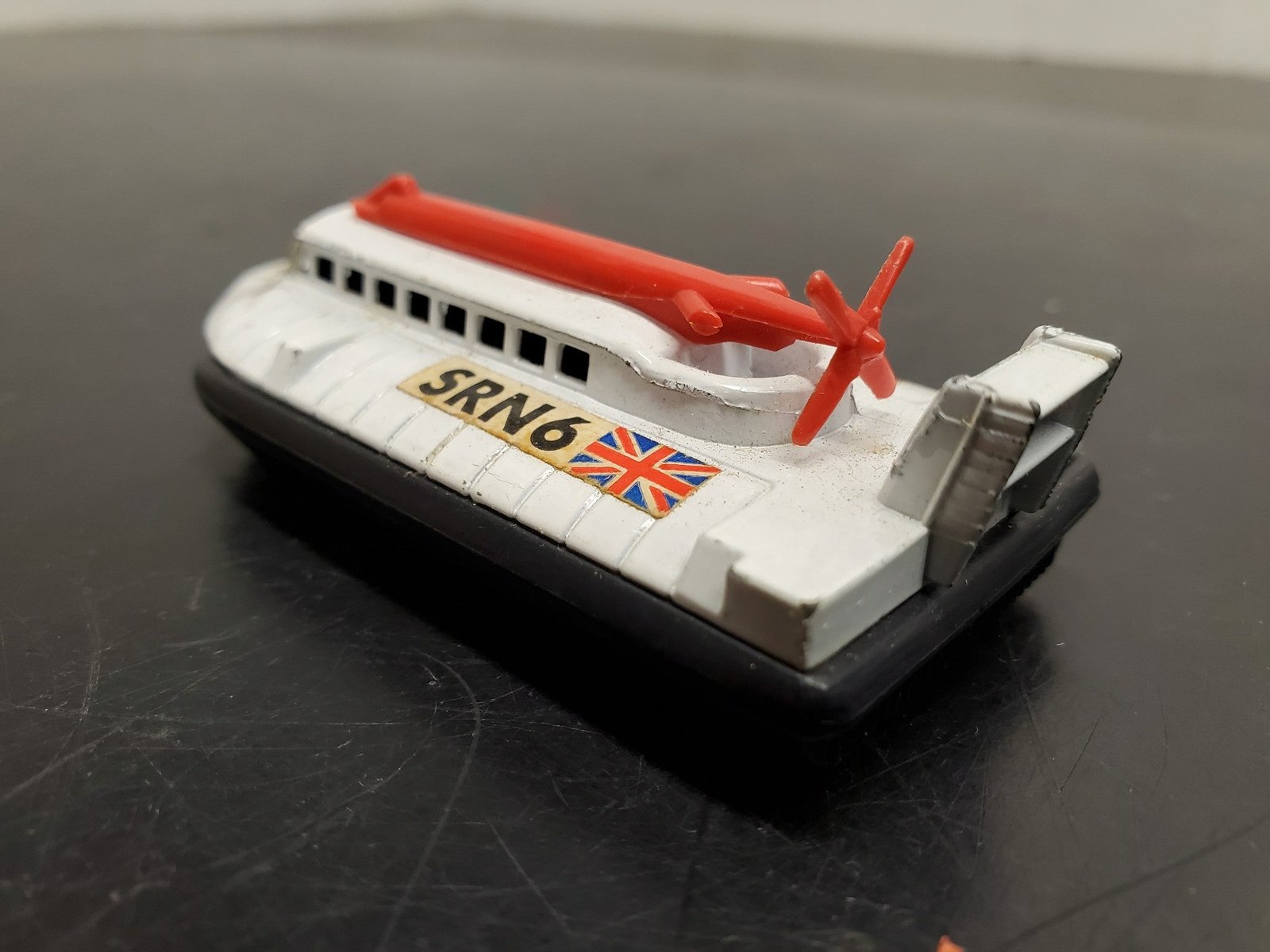MATCHBOX SUPERFAST No. 72&2 HOVERCRAFT MADE IN ENGLAND 1972 LESNEY PRODUCTS