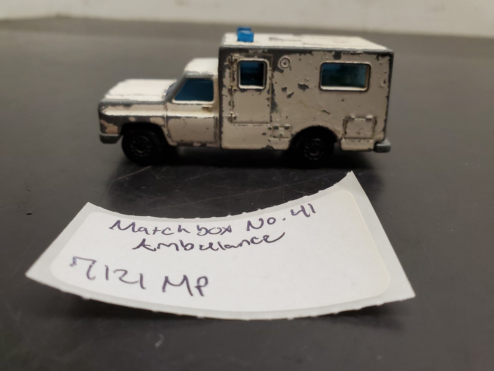 20210701100833a.jpg MATCHBOX AMBULANCE CAR No.41 1977 White Blue Made In England by Lesney Die-cast