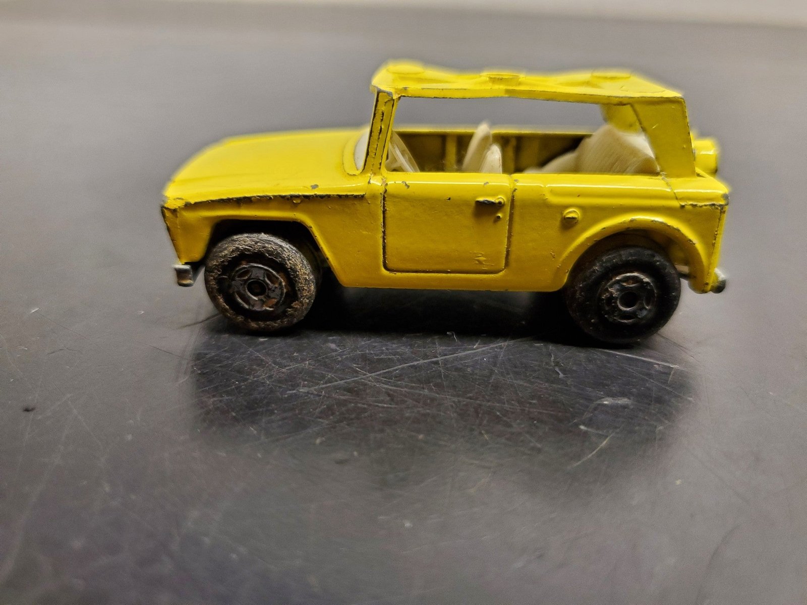 MATCHBOX SERIES No. 18 1969 LESNEY PRODUCTS FIELD CAR MADE IN ENGLAND