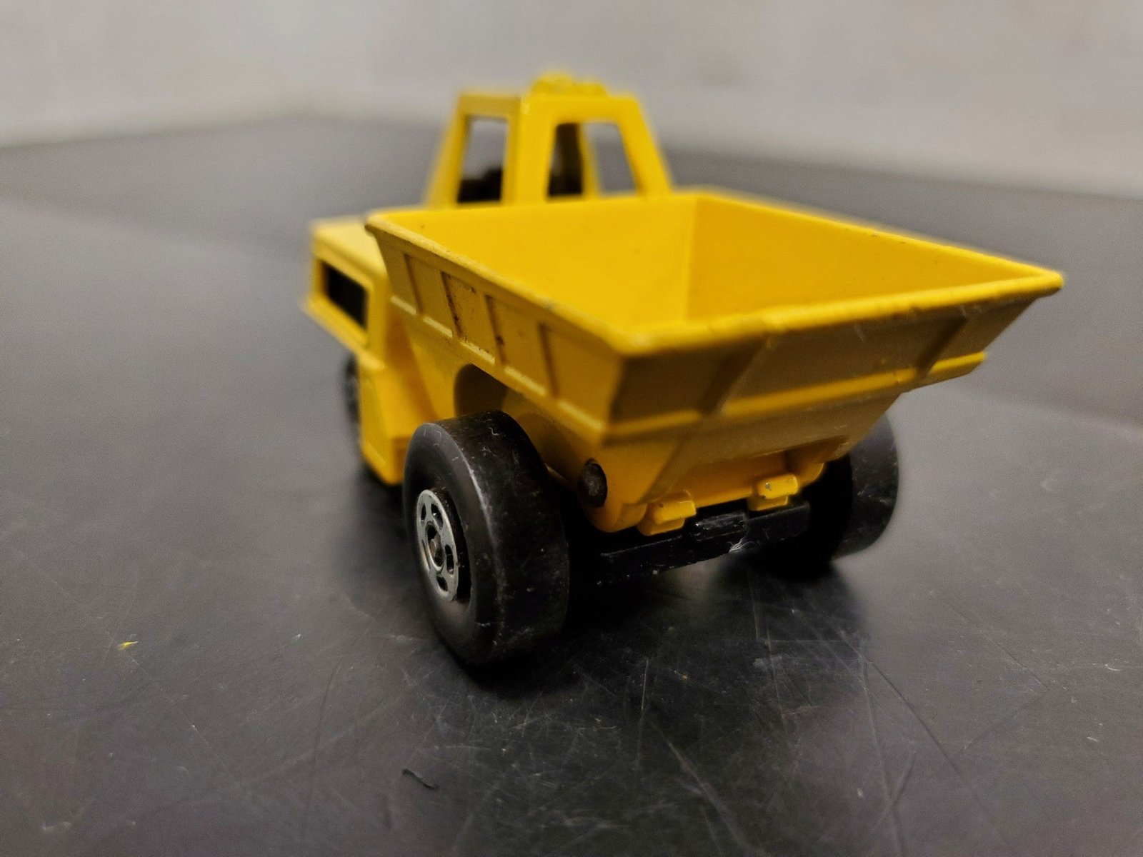 VTG MATCHBOX SUPERFAST NO. 26 SITE DUMPER 1978 MADE IN ENGLAND BY LESNEY