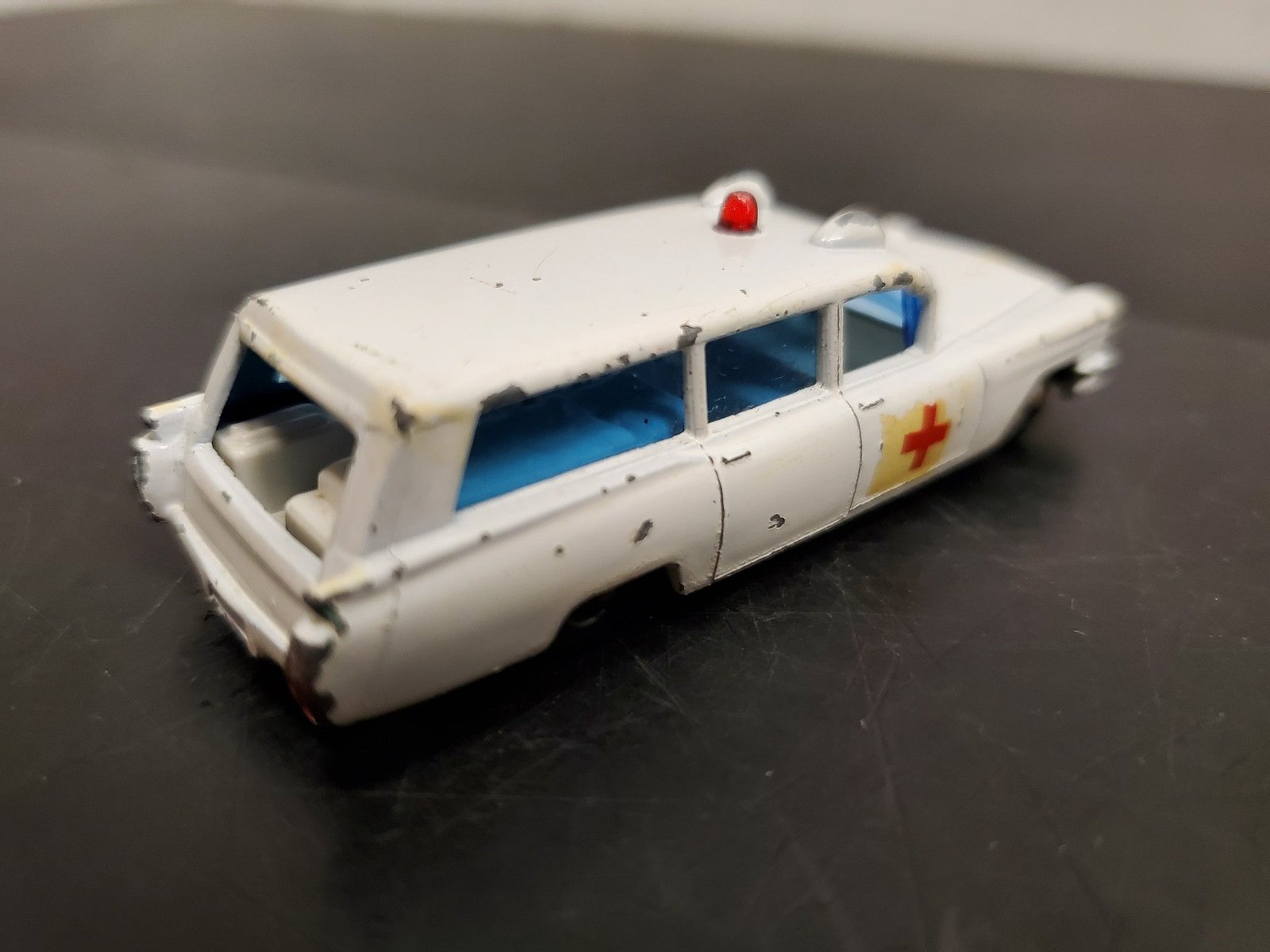 20210715105921a.jpg VTG MATCHBOX SERIES NO. 54 S&S CADILLAC AMBULANCE MADE IN ENGLAND BY LESNEY