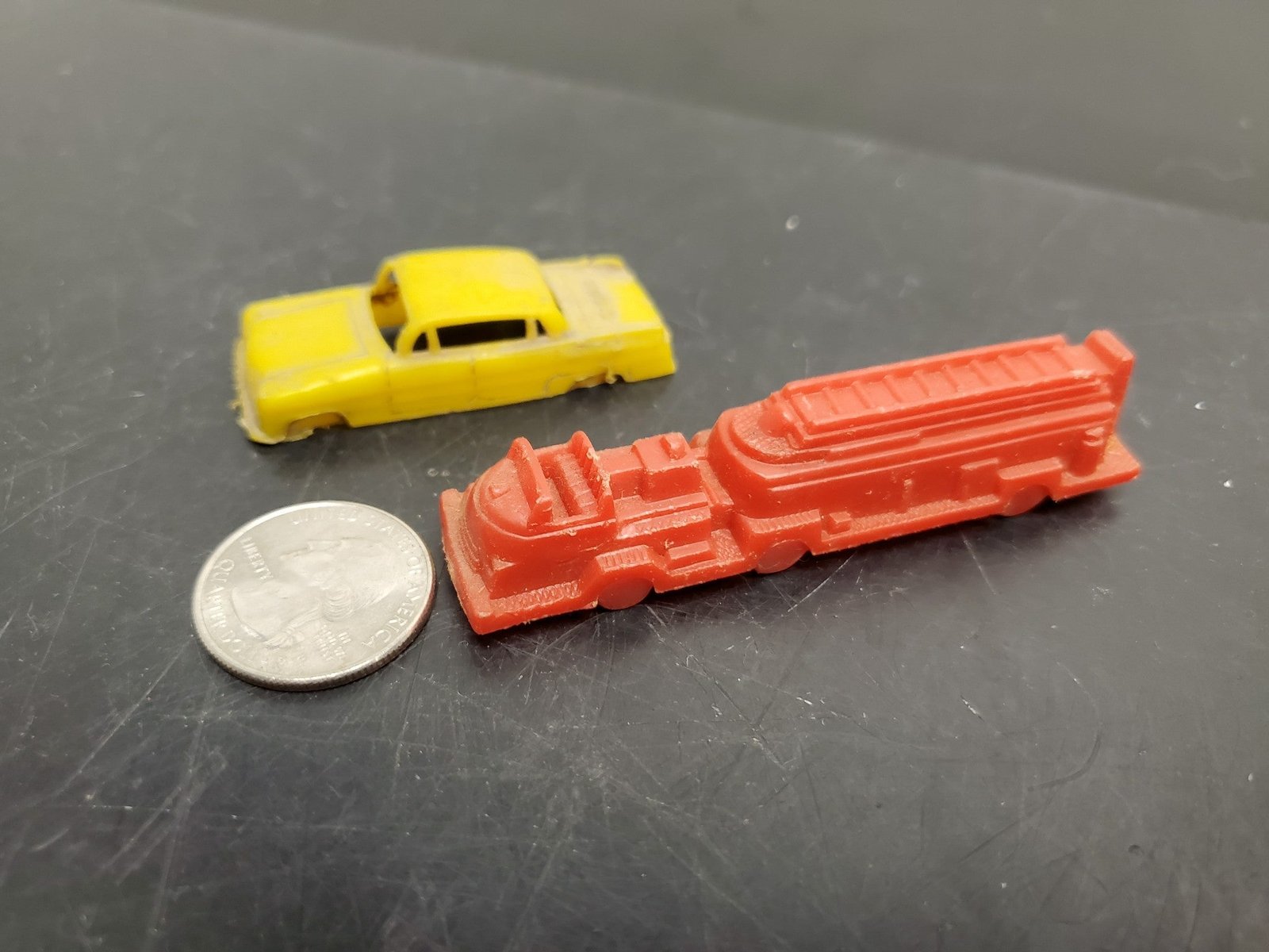 VINTAGE LOT OF 2 PLASTIC MODELS FEATURING YELLOW CADILLAC & RED FIRE TRUCK