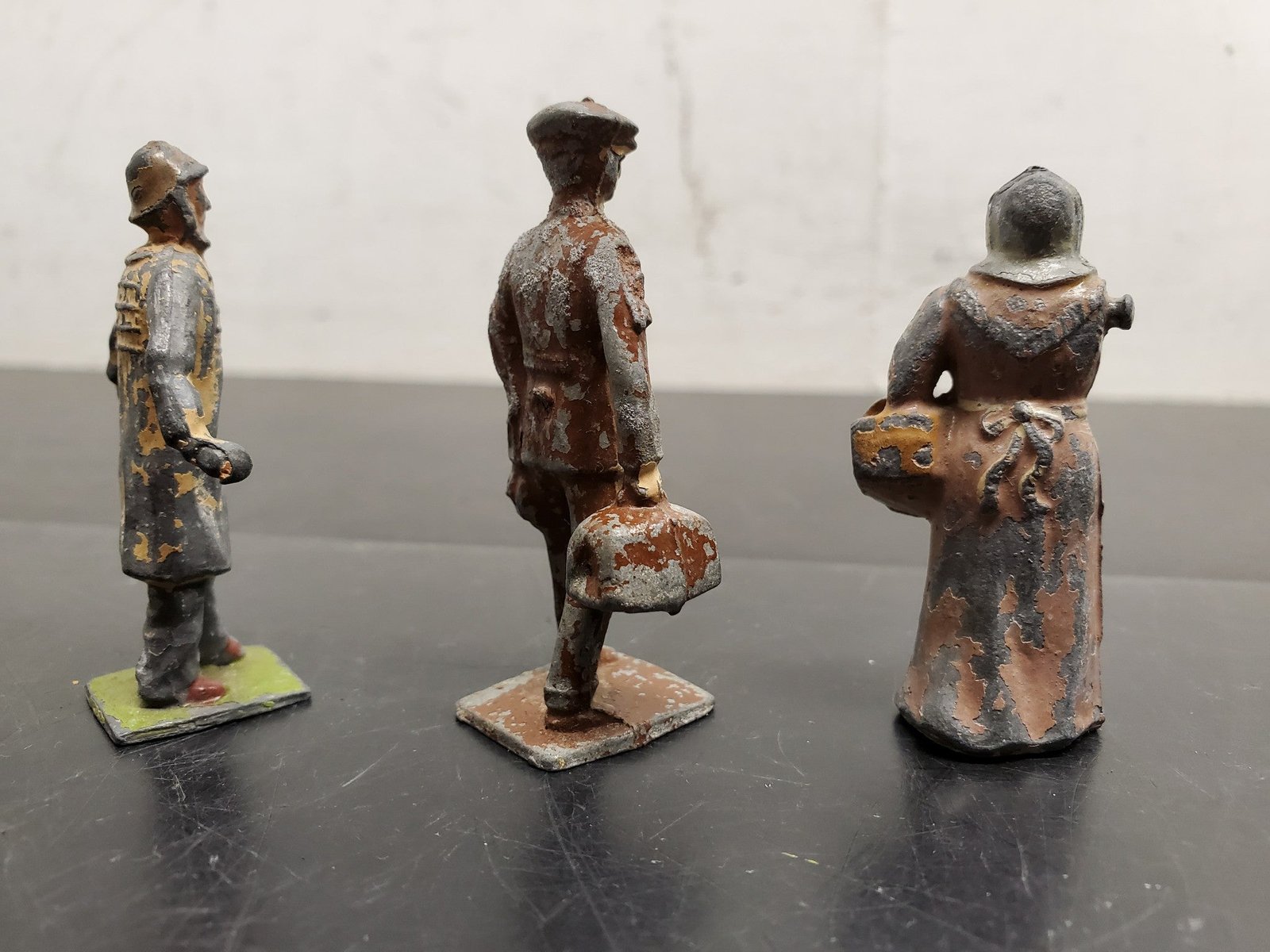 VTG BRITAINS DEETAIL LTD LOT OF 3 FIGURINES-VERY UNIQUE