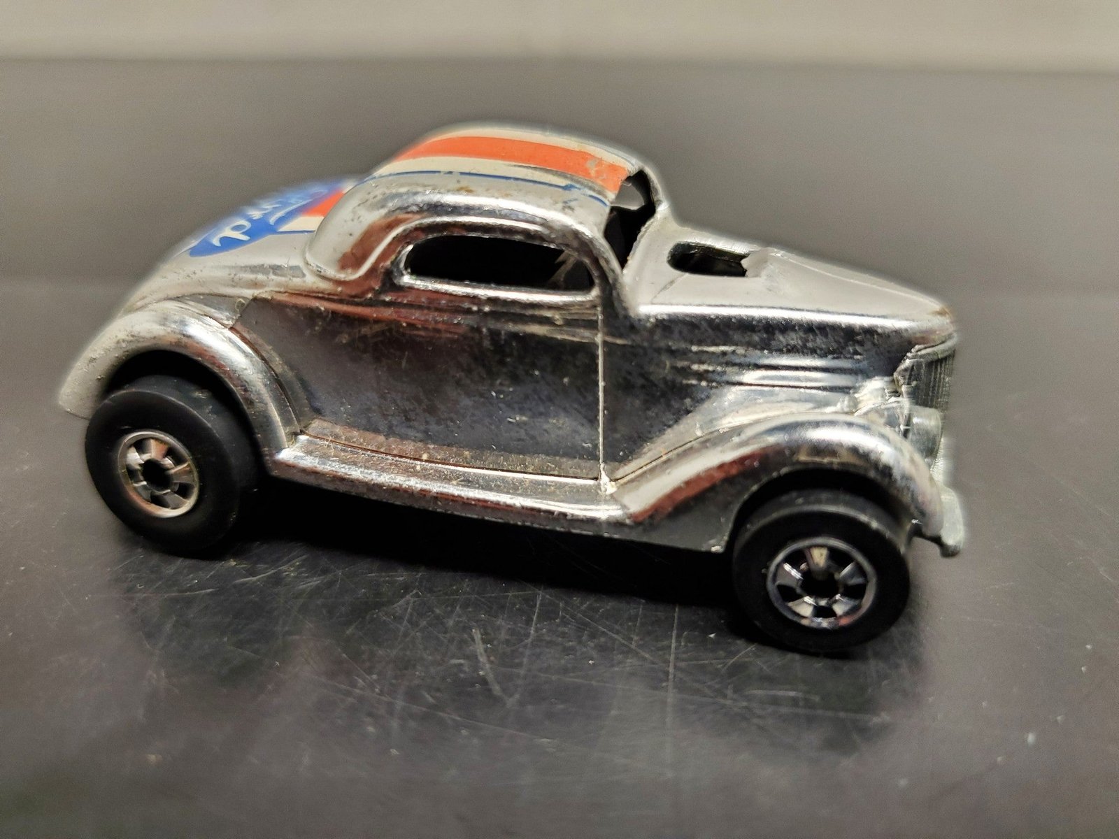 Hot Wheels Neet Streeter Mattel 1975-Made in HK-Silver Ford-Oldie But A Goodie