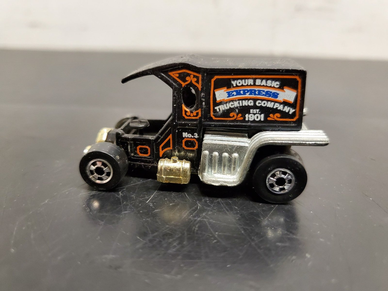 20210805144715a.jpg Hot Wheels T-Totaller Mattel '76-HK-Your Basic Express Trucking Company Est.1901