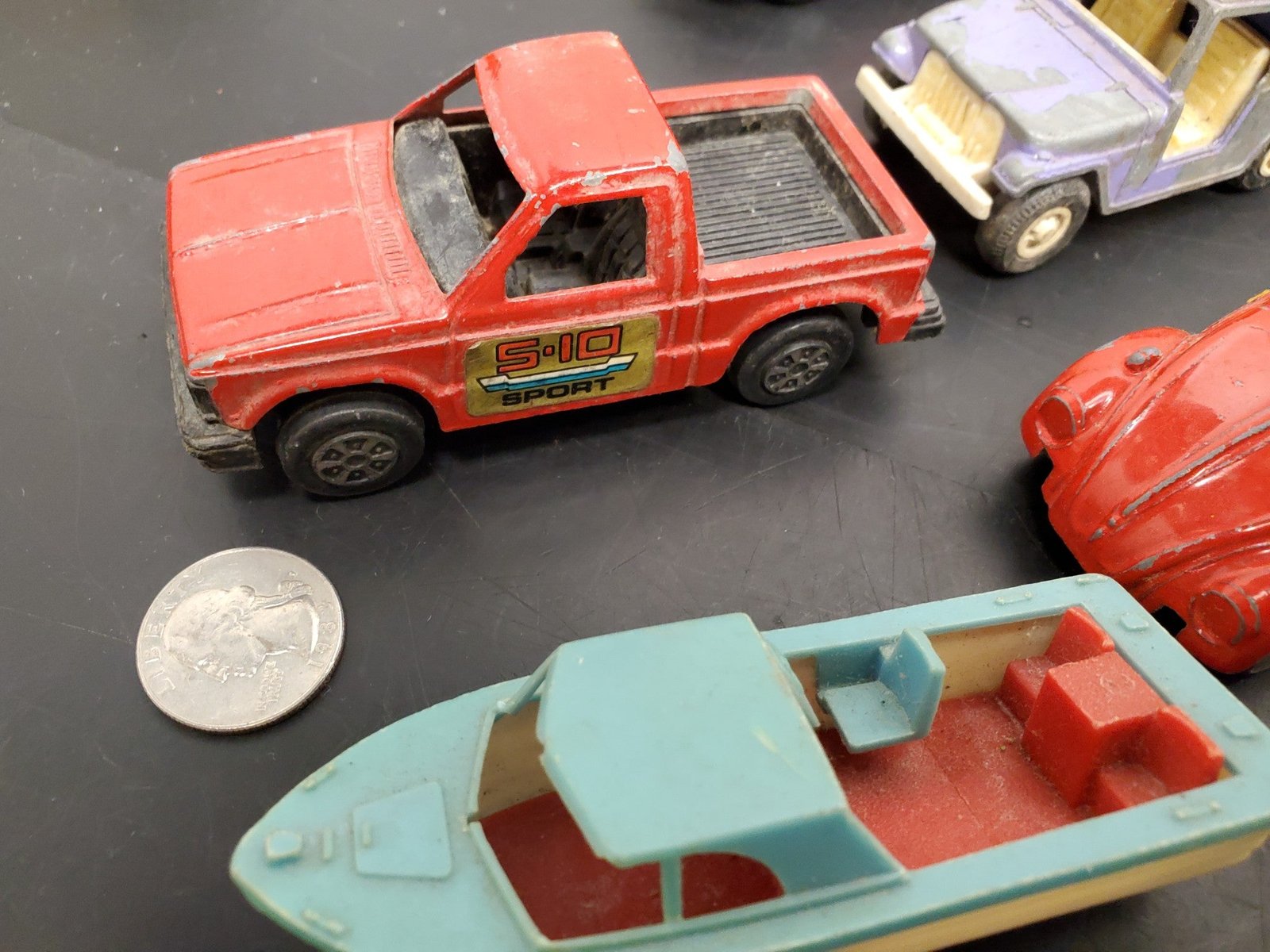 20210824121834a.jpg 11 Vtg Tootsie Toy Die Cast Models Boat Boat tail Dragster Lady Bug 5-10 Sport
