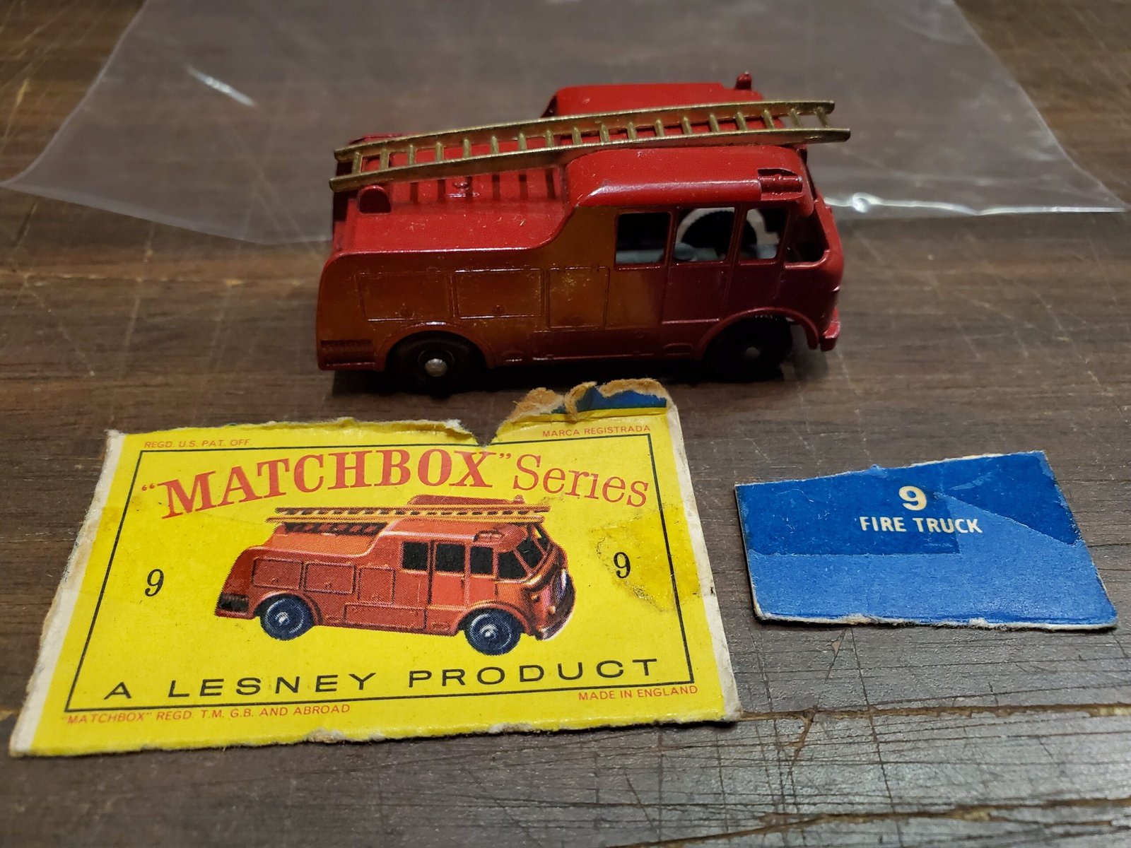 20220830_132912-scaled-1.jpg Vintage Mint Lesney Matchbox Toy Car Box #9 Fire Truck MERRYWEATHER MARQUIS SERI