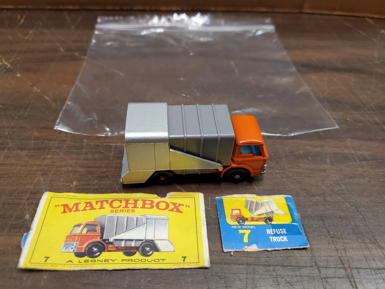 Vtg Mint Lesney Matchbox Toy Car Box #7 REfuse Garbage TDump Truck Very Nice!