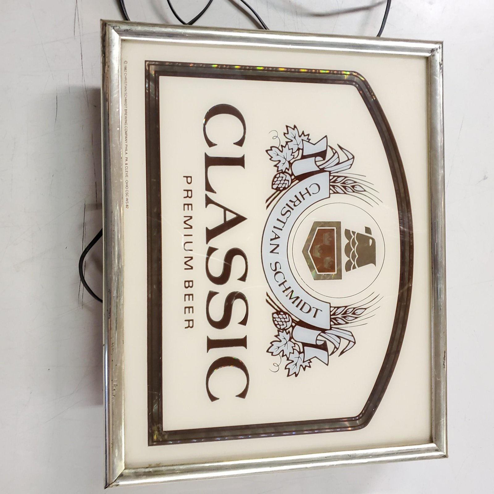 20230801154039a.jpg 1982 Christian Schmidt Classic Premium Light Beer Sign brewiania Bar 18"x15"x4"