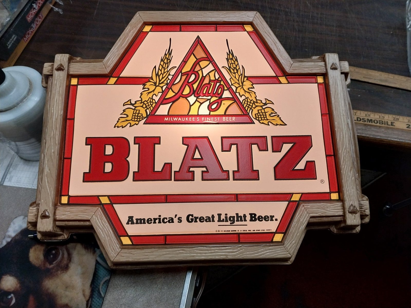 Vtg 1977 Blatz America's Great Light Beer Lighted Advertising Sign Working Plast
