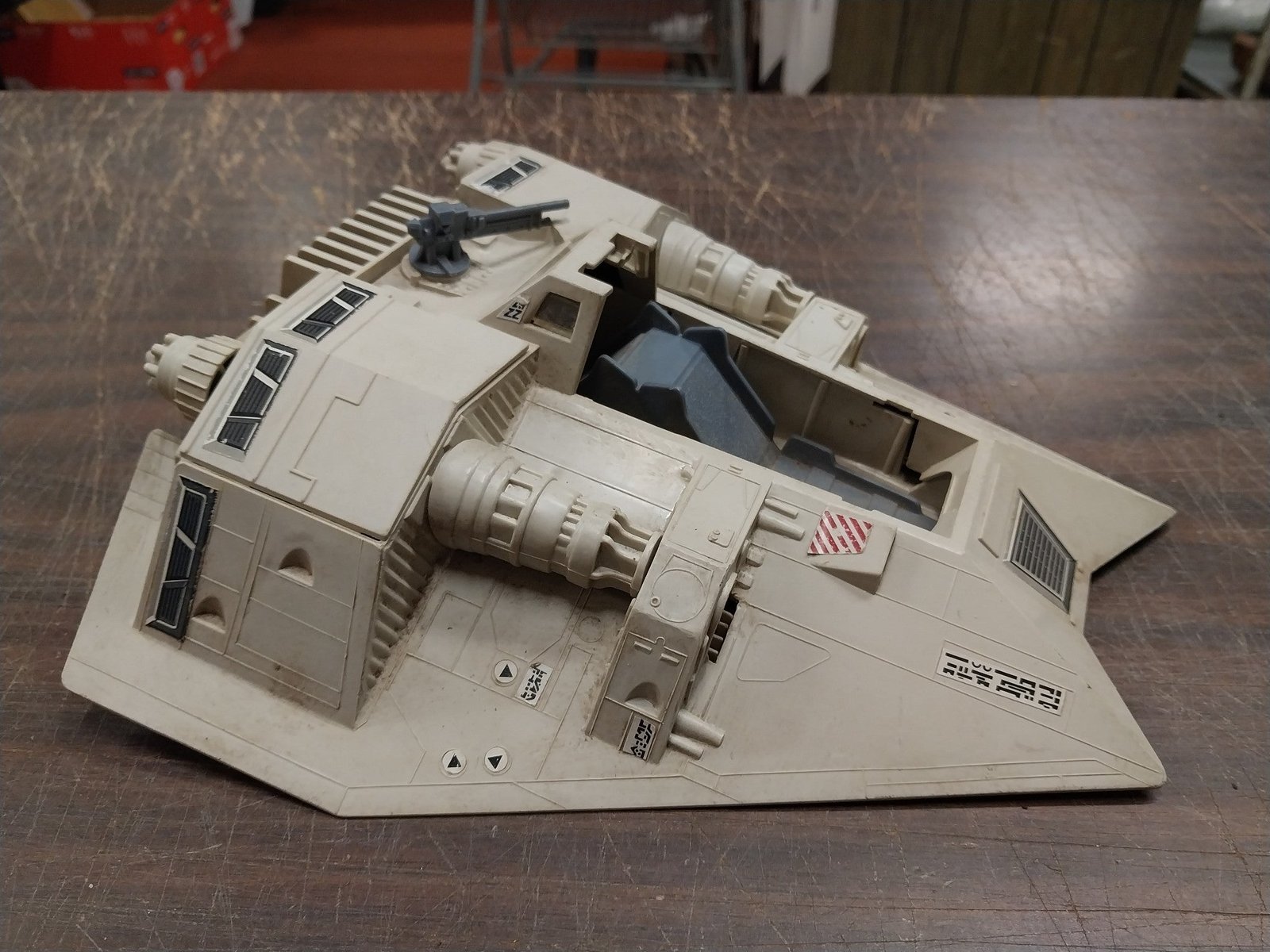 20250521153817a.jpg Star Wars Snow Speeder 1980 Kenner Incomplete Wedge Antilles Kenner Toys