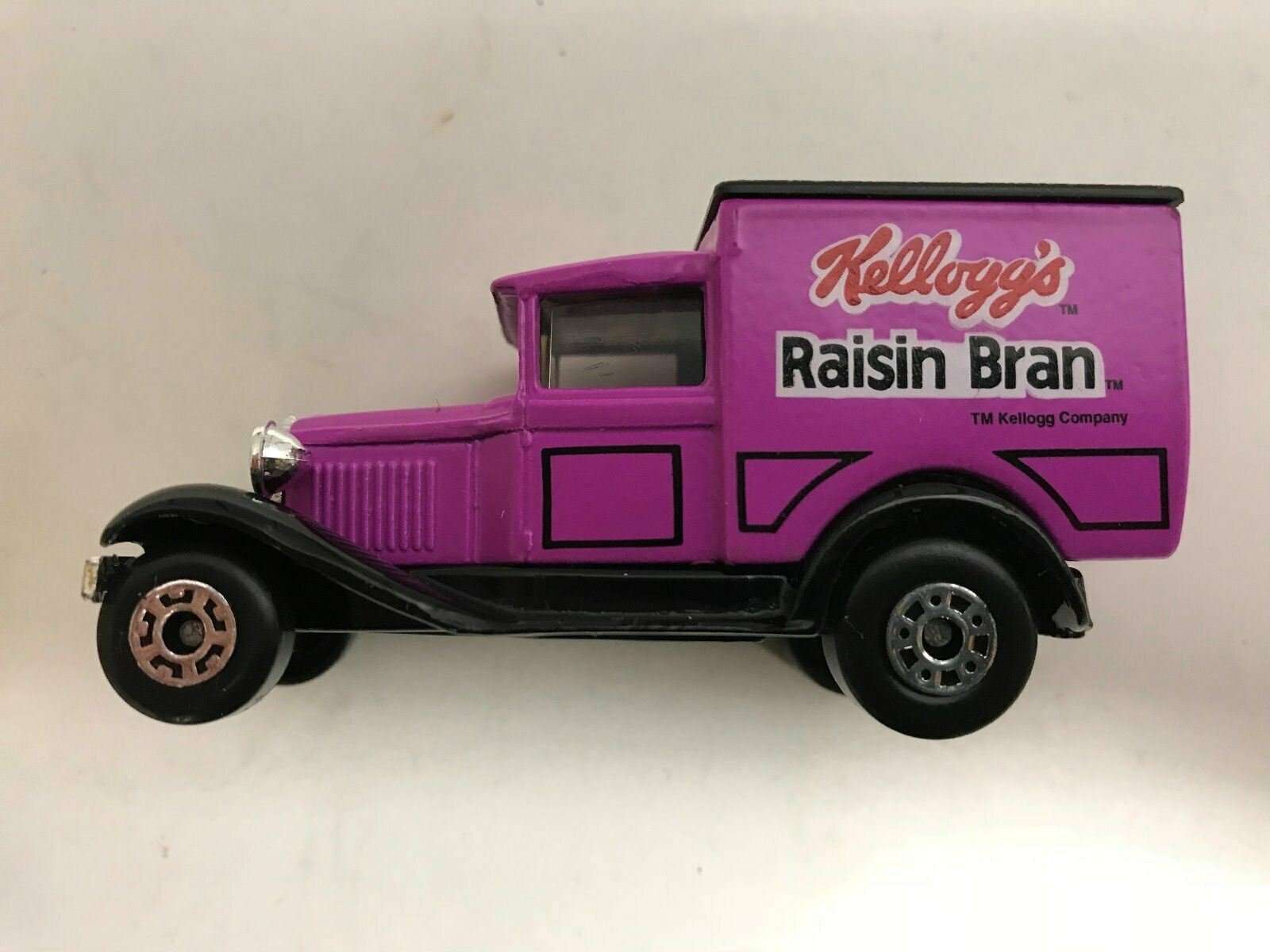 New Kelloggs Set Of 4 Die Cast Advertising Cereal Trucks 1989 Matchbox Nice Set