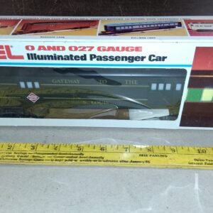 270a2f97-5605-42e1-97d0-d422f045d426-scaled-1.jpg Lionel 6-0511 1981 TCA Convention Car St Louis Lighted Baggage 12 Wheel Boxed
