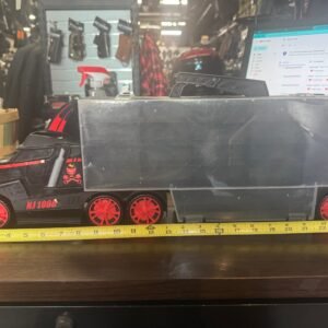 2906877d-40b6-4cf6-aed4-e9d631932191-scaled-1.jpg Toys R Us NJ1008 Car Hauler Truck with Broken Latch Toy Storage Case