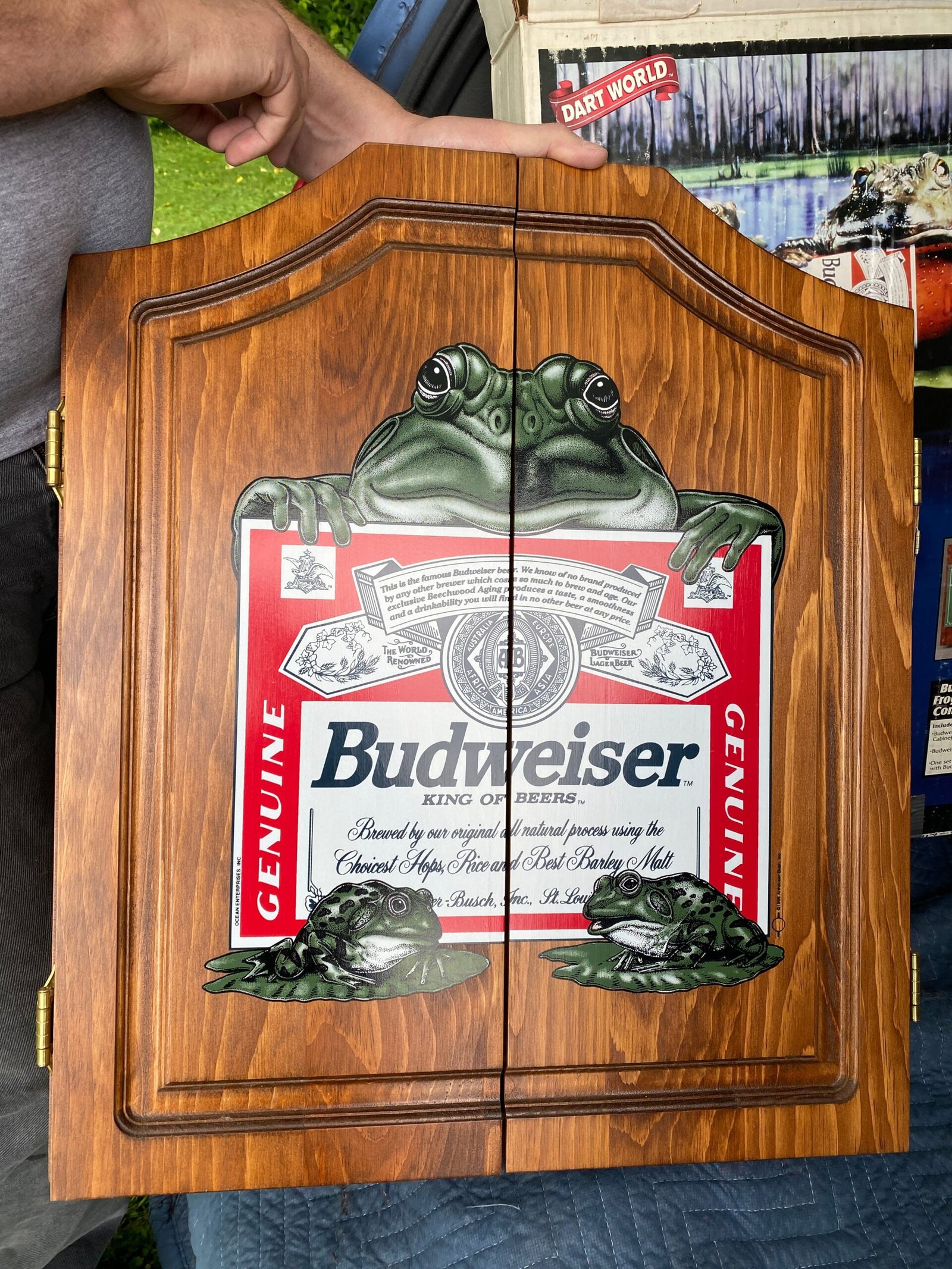 Vintage Budweiser Frog Wood Dartboard Cabinet Case 22x 19 Advertising Breweriana