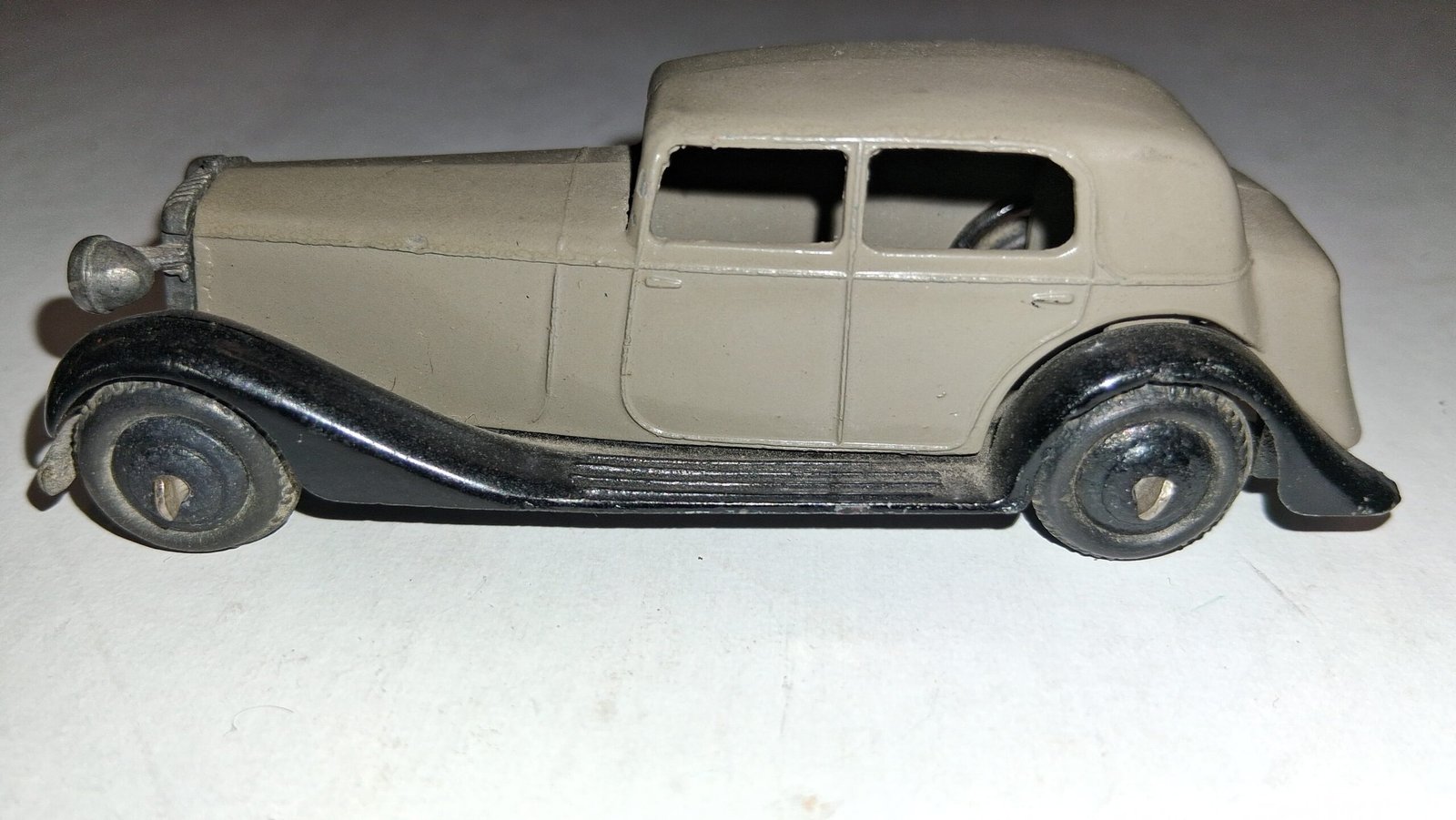 Vintage Dinky Toys 30d Vauxhall Saloon Grey Black 1940s Diecast Meccano England