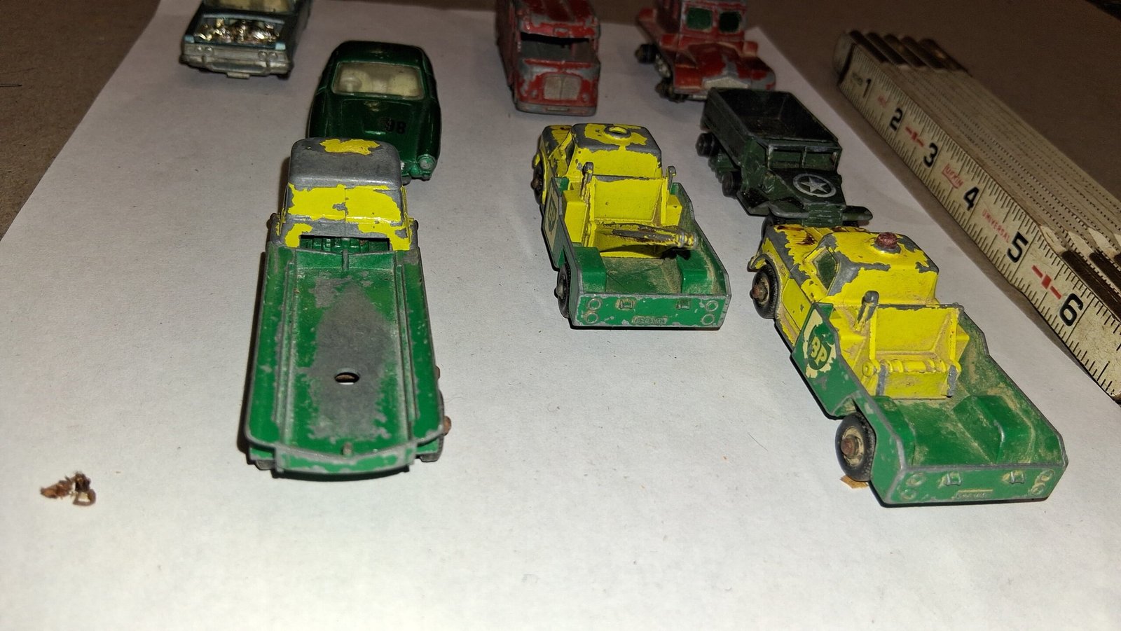 4063117e-300d-4cfe-942d-39a95fa74451-scaled-1.jpg Vintage Matchbox Lesney Diecast Lot Ferrari Berlinetta Ford Zodiac Fire Truck