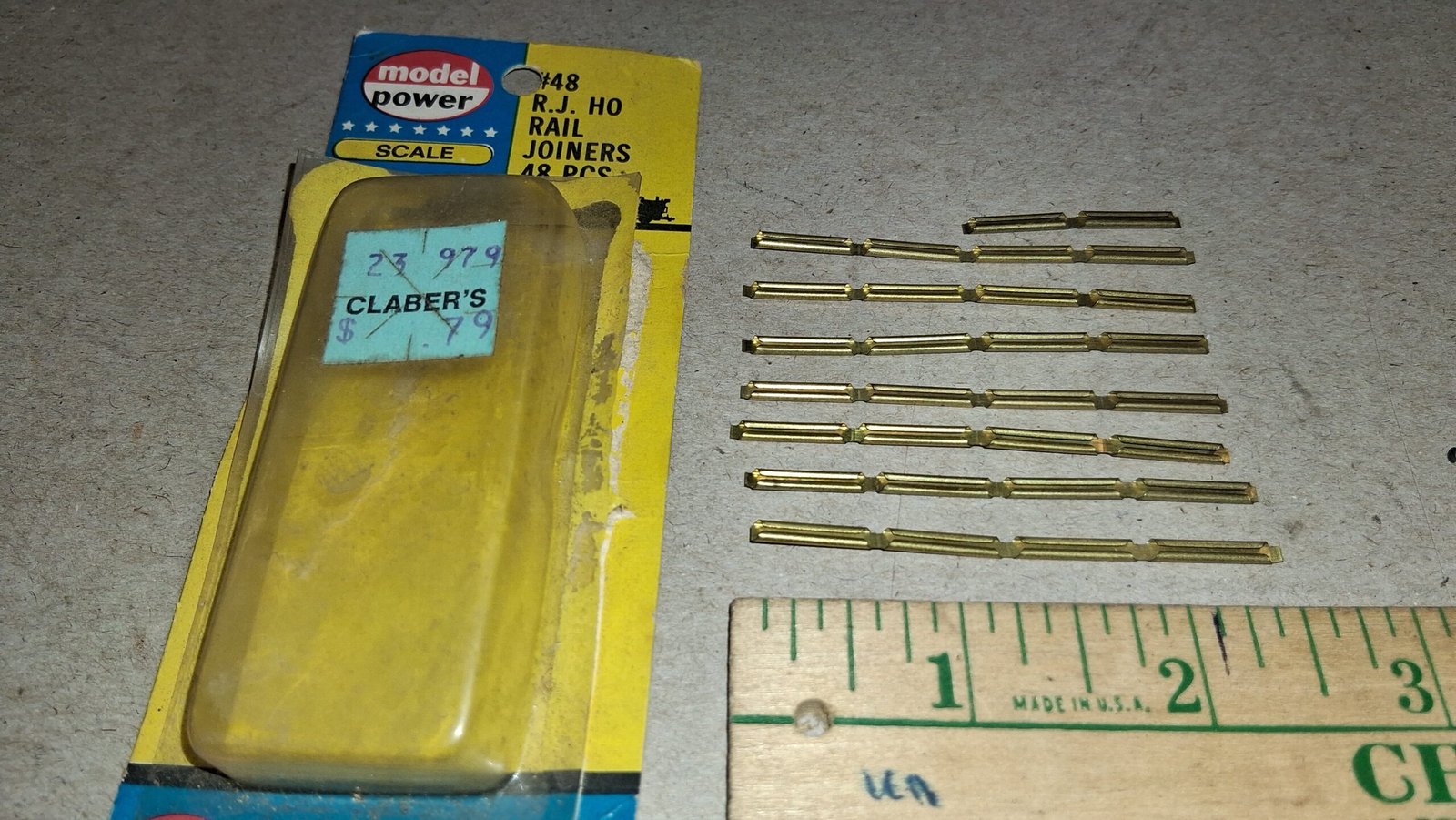 Vintage Model Power HO Brass Rail Joiners 30pc 250pc Half Inch Track Spikes Lot