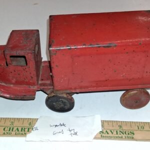 6d886dc3-5c62-4b9f-96ad-b5e01873f49e-scaled-1.jpg Vintage 1930s Wyandotte Pressed Steel Semi Moving Van Truck Wood Wheels Original