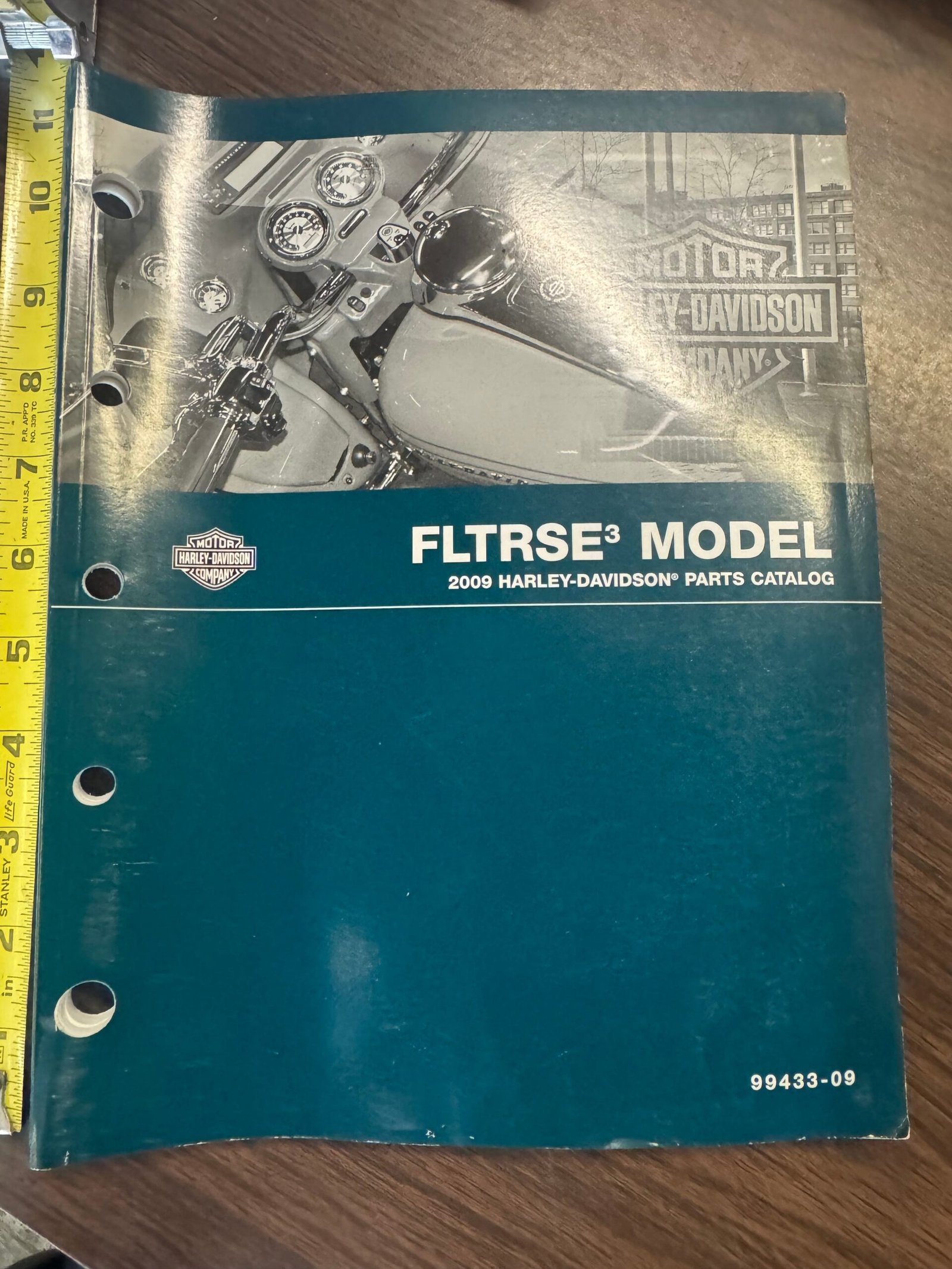 2009 Harley FLTRSE³ Model Official Parts Catalog