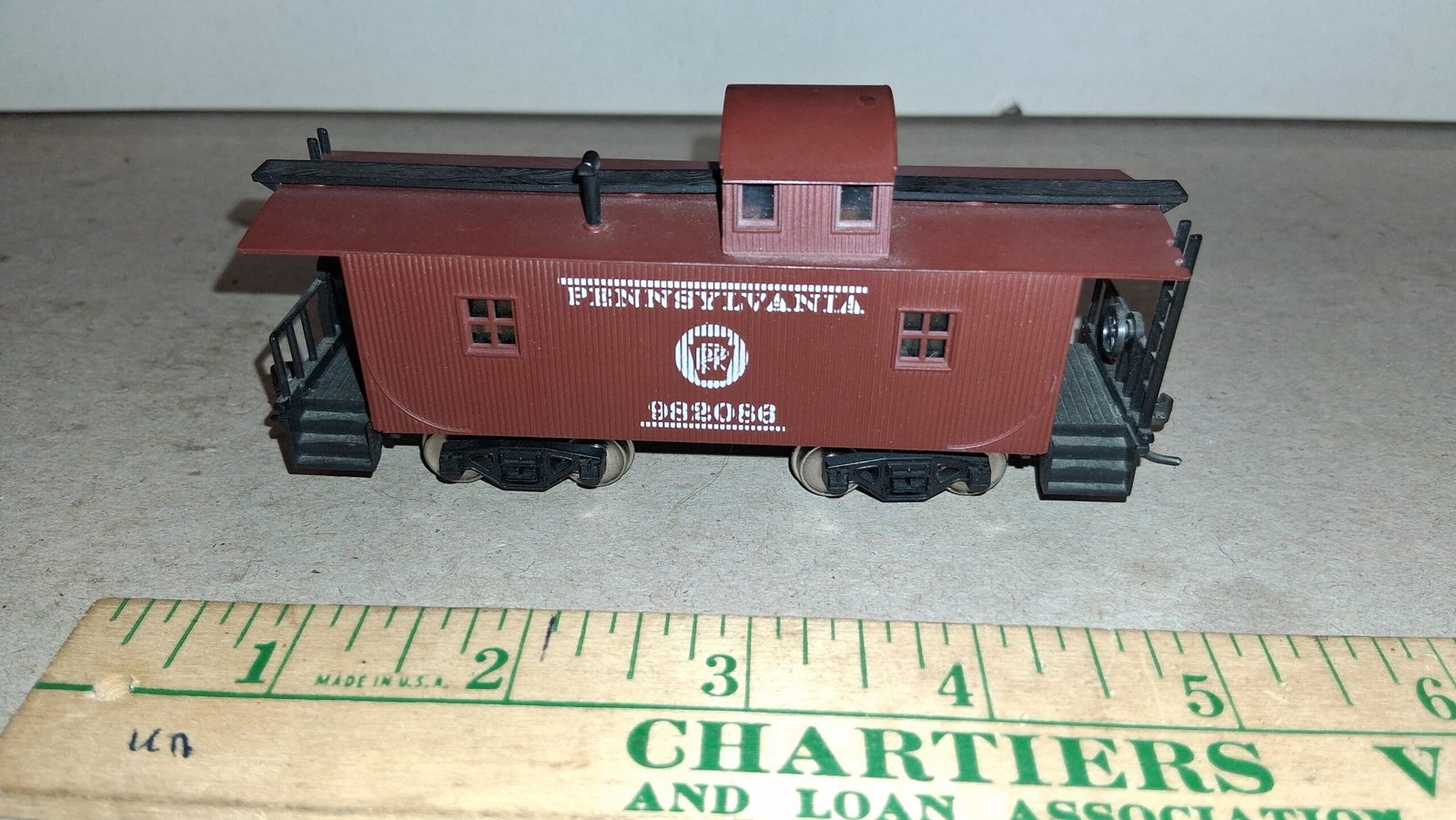 Vintage Mehano HO Scale Pennsylvania Railroad (PRR) Wood-Sided Caboose #982086