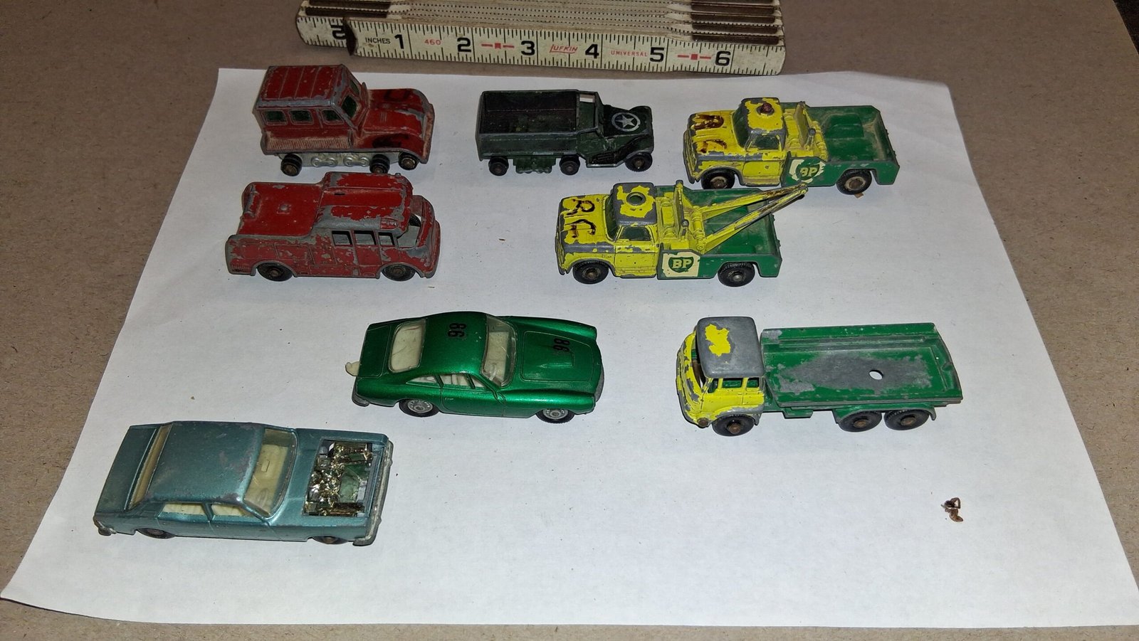 c237bb67-583d-4c7d-92a5-3e1f65b50b5c-scaled-1.jpg Vintage Matchbox Lesney Diecast Lot Ferrari Berlinetta Ford Zodiac Fire Truck