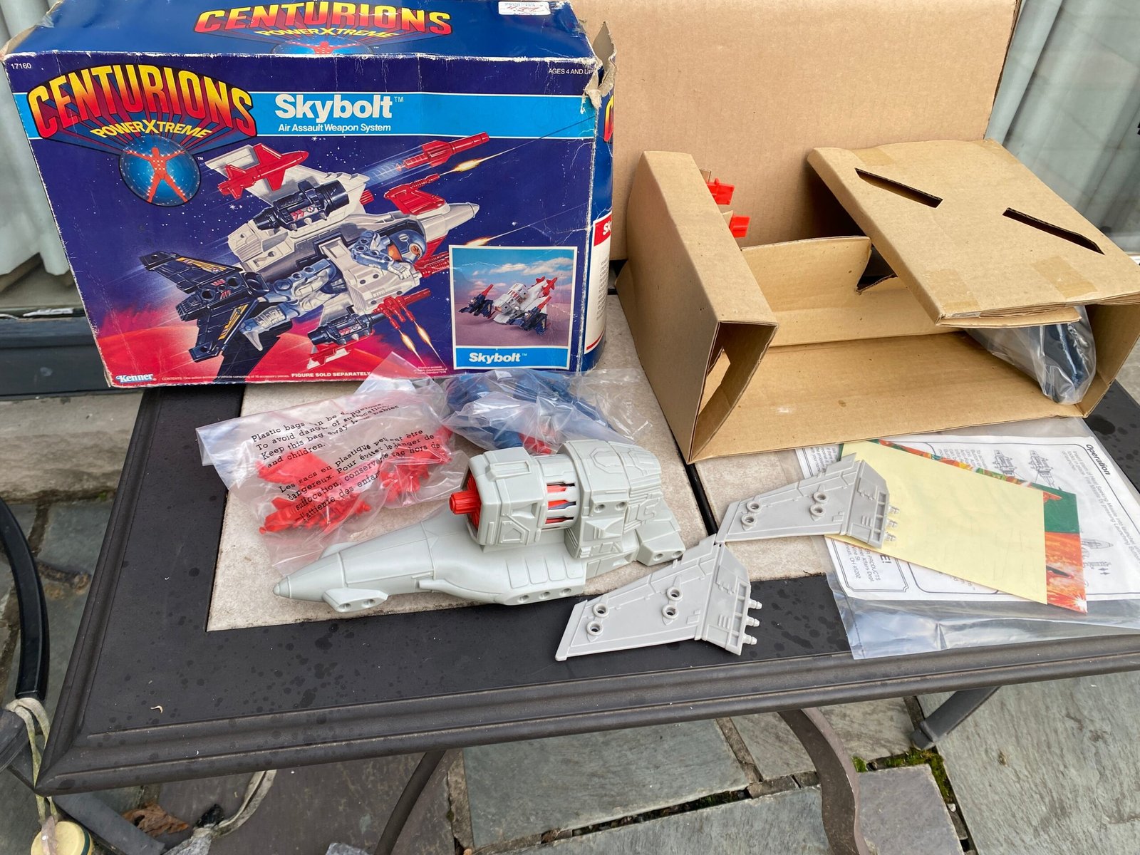 c3af8564-47cc-46f5-b2ad-d2f7547cb39e-scaled-1.jpg 1986 Kenner Centurions Skybolt Assault Weapon Toy Space Vehicle Orig Box Vintage