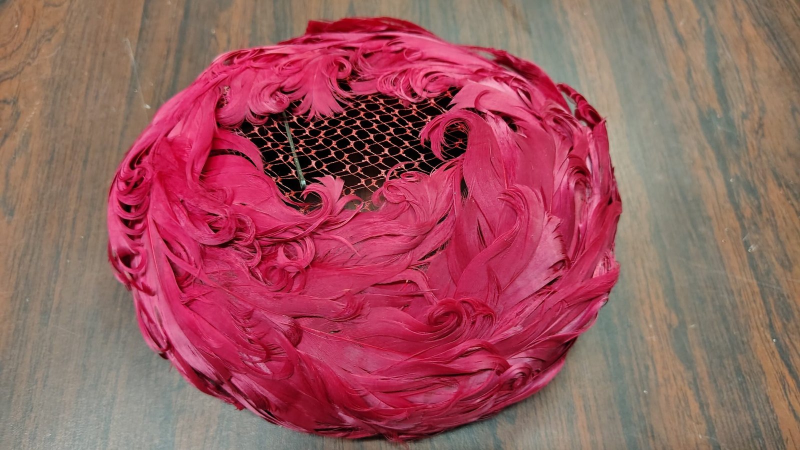 da9f6a94-8cd9-4c58-8f21-414a2da572a3-scaled-1.jpg Vintage 1950s 1960s Red Feather Pillbox Hat Mesh Veil Cocktail Fascinator Cap