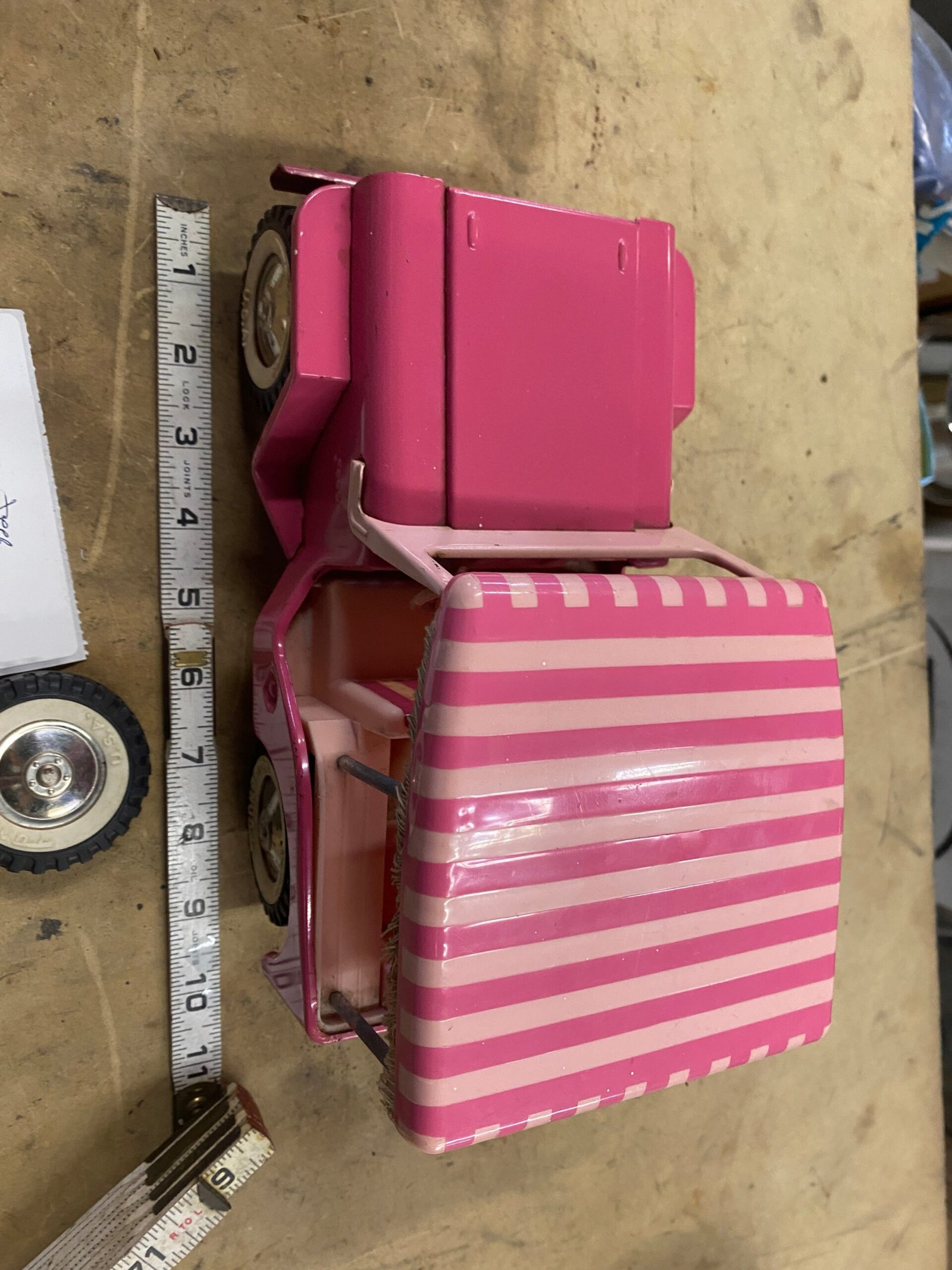 Vintage 1962 Tonka Surrey Pink Jeep Canopy Elvis Movie 350 Toy W spare Tire!