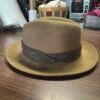 Vintage Olive Felt Fedora Hat with Plaid Band for Unisex Adults - Pre-owned