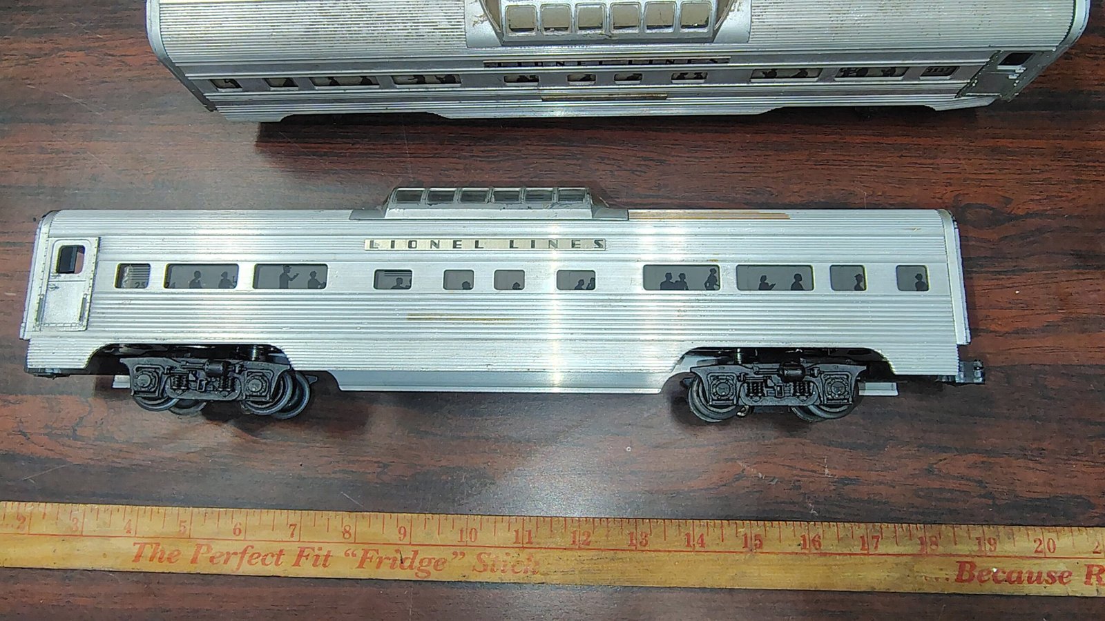 fea22243-21e0-4b79-aa63-abae60b4b85c-scaled-1.jpg Lionel Postwar O Gauge Aluminum Silver Range Vista Dome Passenger Cars Lot of 2