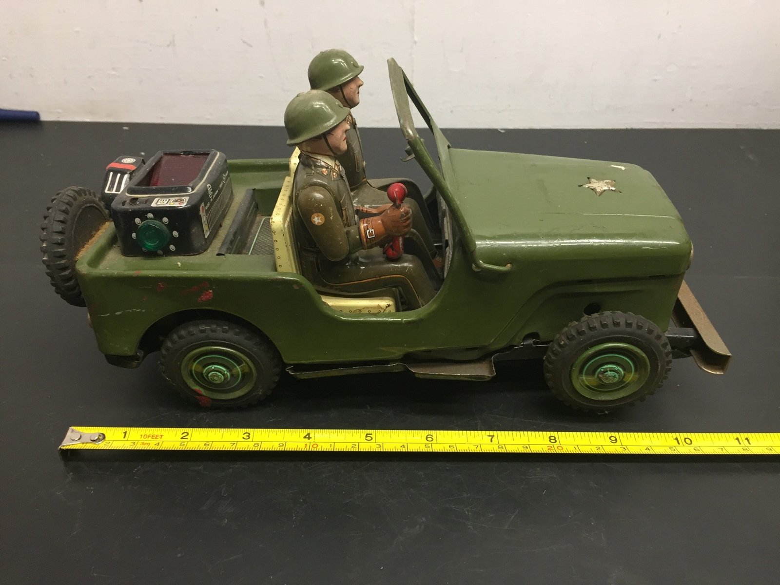 Vintage 1950s Battery Operated Army Jeep Tin Litho Made in Japan By TN Nomura