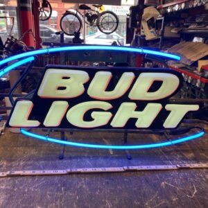 img1693_cf451fc7-6dcd-4350-9496-9bdb5cab8bc7.jpg Bud Light Neon Sign Bar Light Vtg Tavern Budweiser Breweriana Beer Tap room Cave