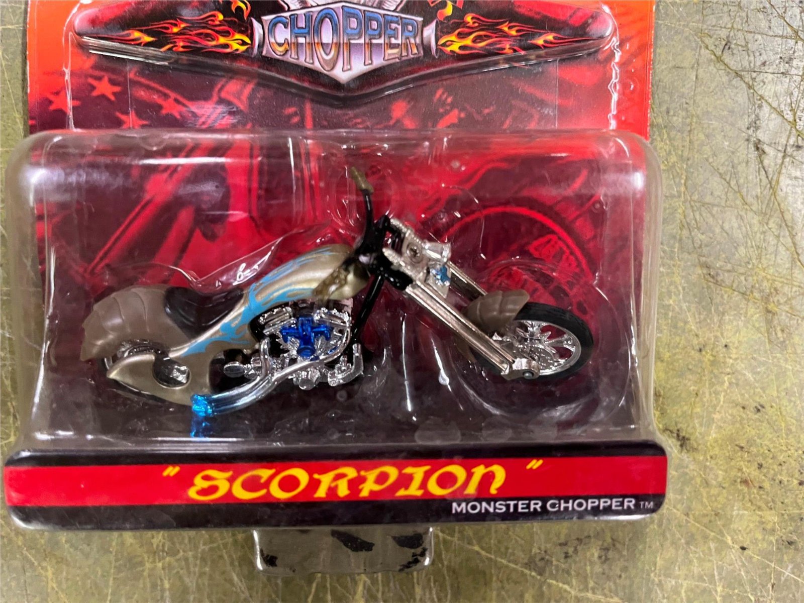 img1766_fa02b808-598a-4234-99cd-fbd3de16932d.jpg Monster Chopper 1/31 Scale Diecast Scorpion Motorcycle Toy NIB