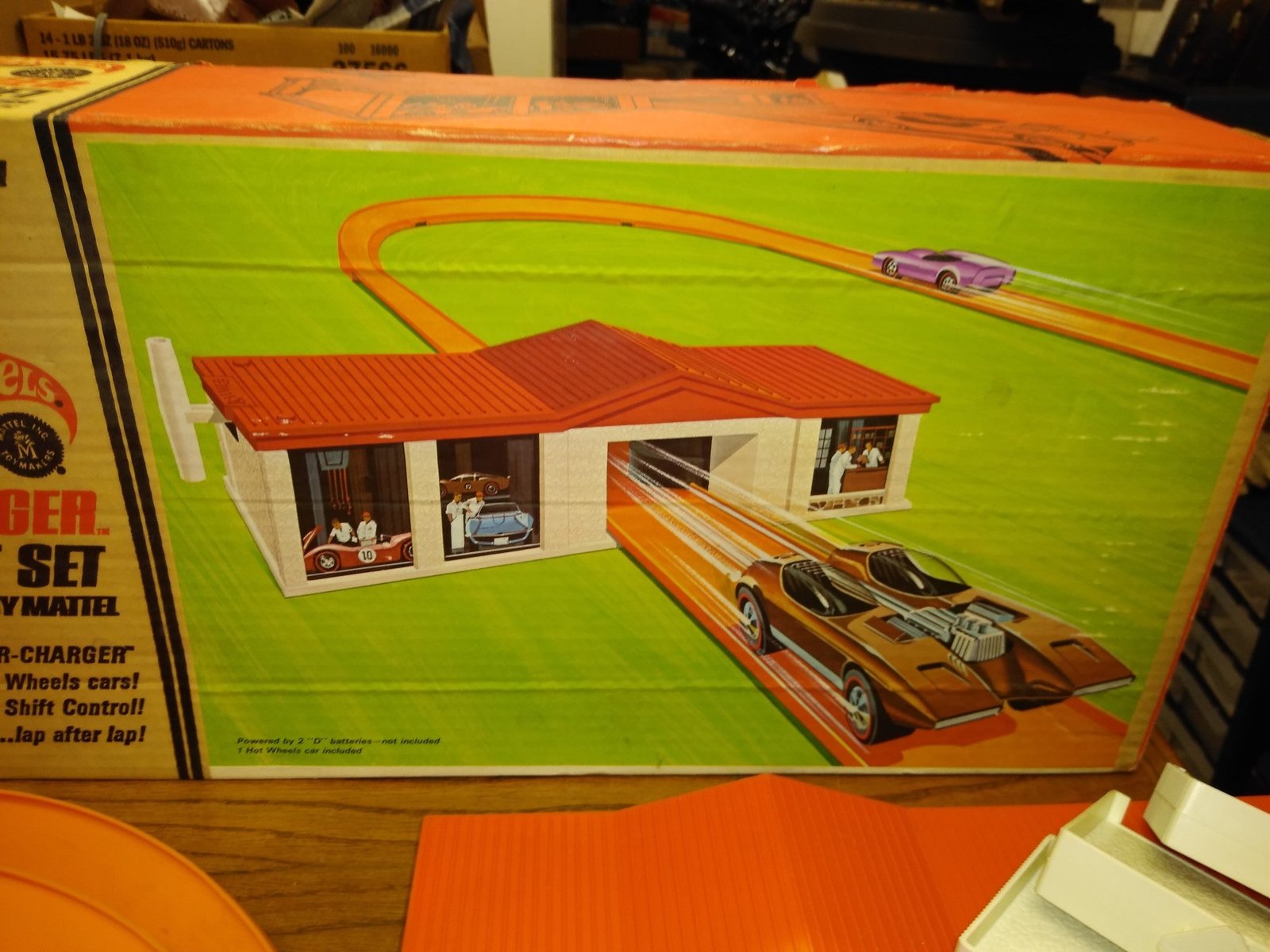 Vintage HOT WHEELS RED LINE Super Charger Sprint Set Original Box Charger Works!