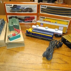 Vintage Tyco HO Santa Fe Locomotive Crane Boom Tender Gulf Tanker Old Dutch More