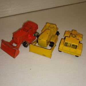 img20210308153700623.jpg Vintage 3Pc Lesney Matchbox Bulldozer Jumbo Crane Tractor Lot Caterpillar Drott