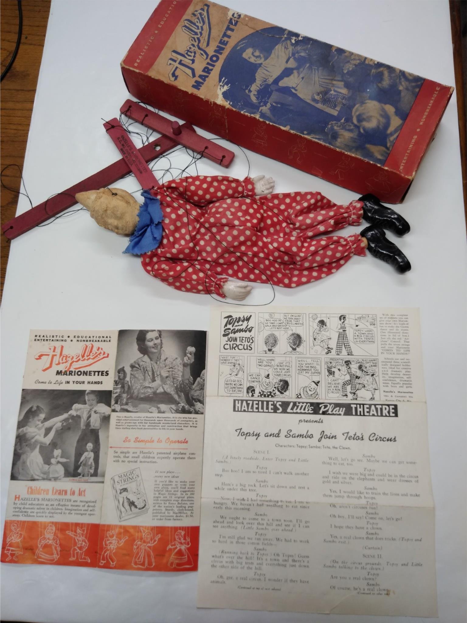 img20210427115407882.jpg Vintage 1940's Hazelle's Marionettes TETO The Clown w/Box Paperwork Working