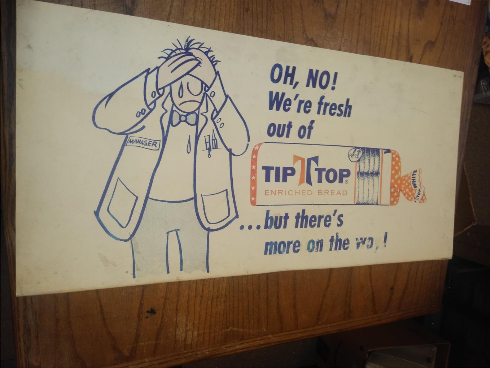 img20210819172041463.jpg Vtg Tip Top Bread Plastic Grocery Store Shelf Liner Advertising Sign 27" x 13.5"