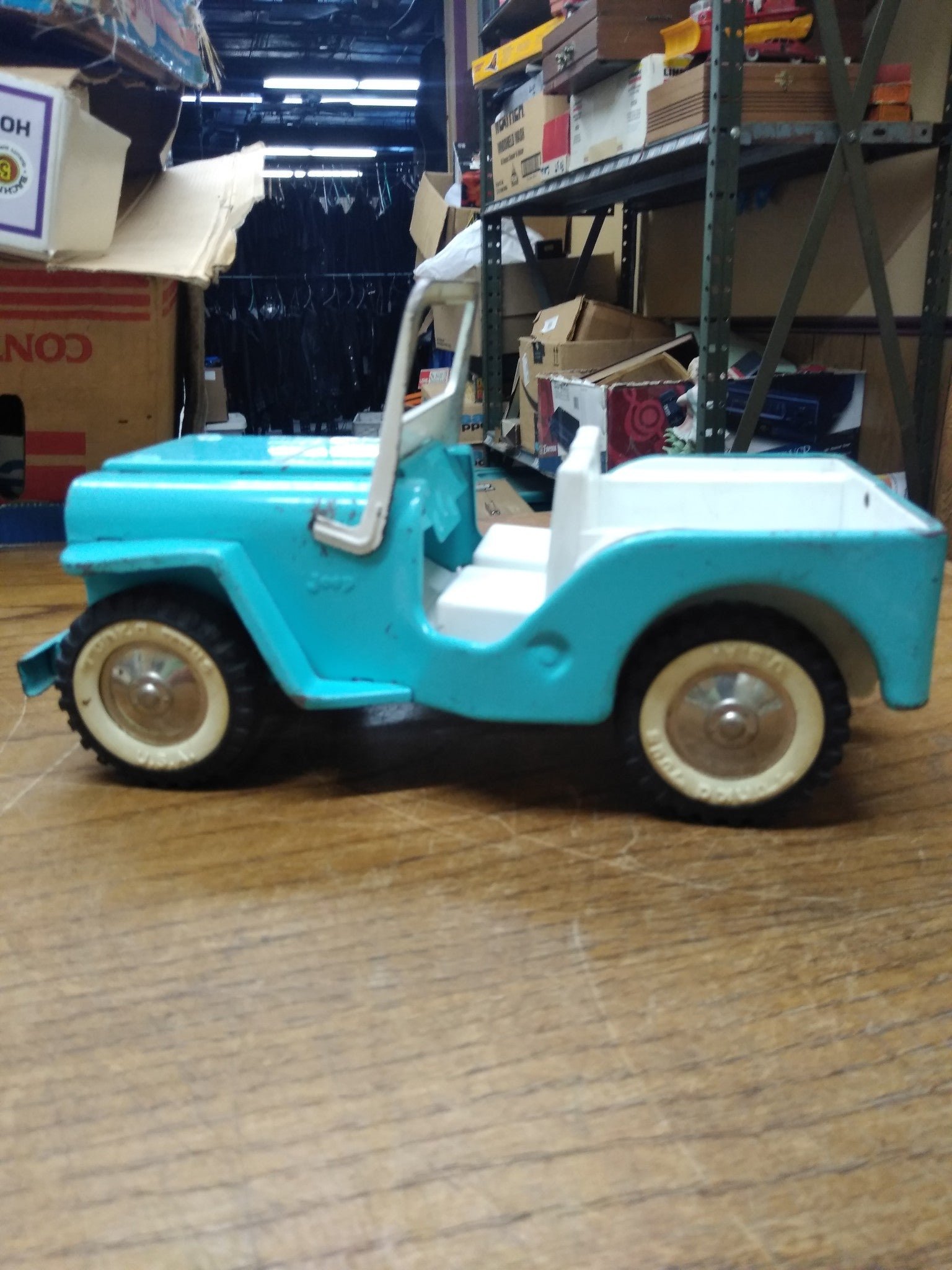 img20210827151924720.jpg Vtg TONKA JEEP Runabout Dispatcher Light Blue Pressed Steel Trailer Hitch 1960's