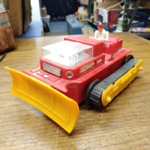 img20210828103503375.jpg Vtg Cragstan Bulldozer w/Driver Operator Battery Operated Rubber Tracks Plastic