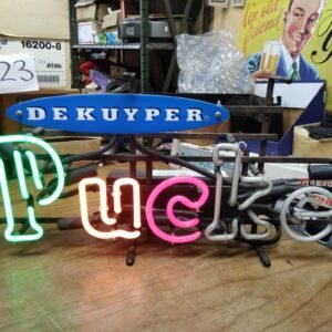 Dekuyper Pucker Beer Neon Light Hanging Window Table Bar Top Man Cave Wall Decor