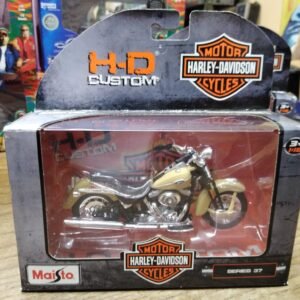 Maisto Series 37 Diecast 2005 Harley Davidson Softail Springer Motorcycle 1:18