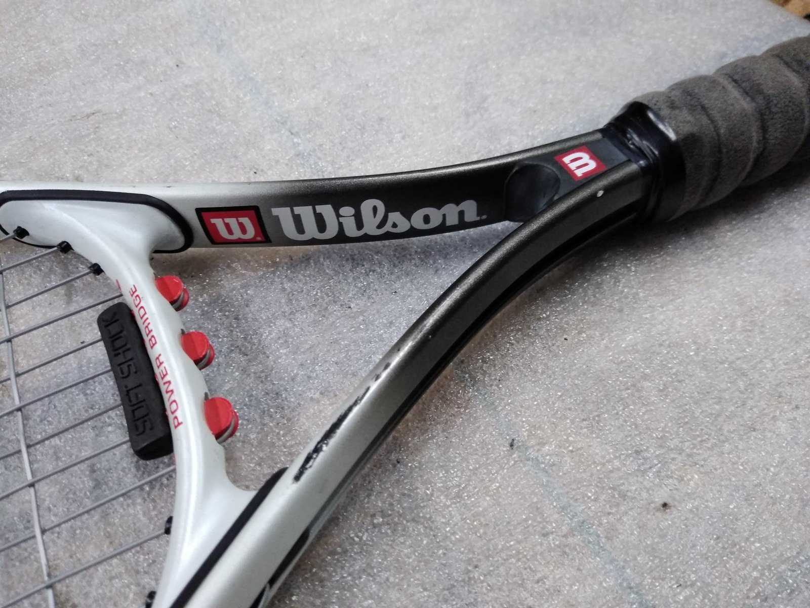 Wilson Titanium Impact Soft Shock Tennis Racket Silver Black L 4 4 1/2
