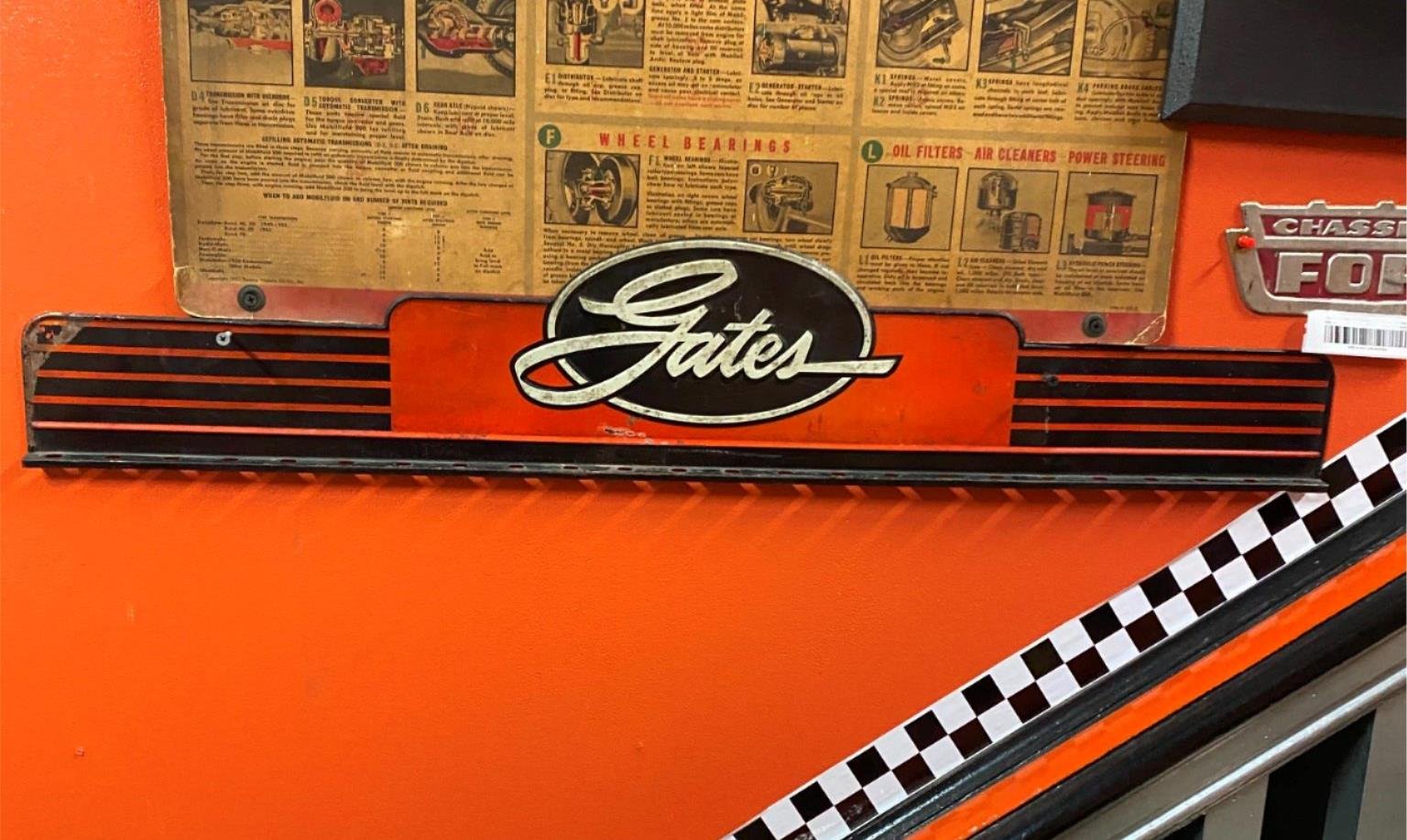 img2678.jpg 35" Gates belt Tin Sign Metal Advertising Auto Service Station Man Cave Garage!